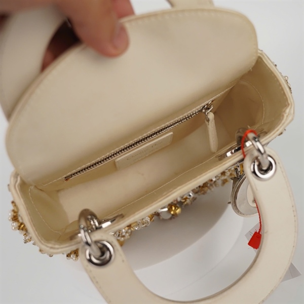 Túi Dior Lady màu trắng đính cườm sz mini (02-MA-0114) (HC) +