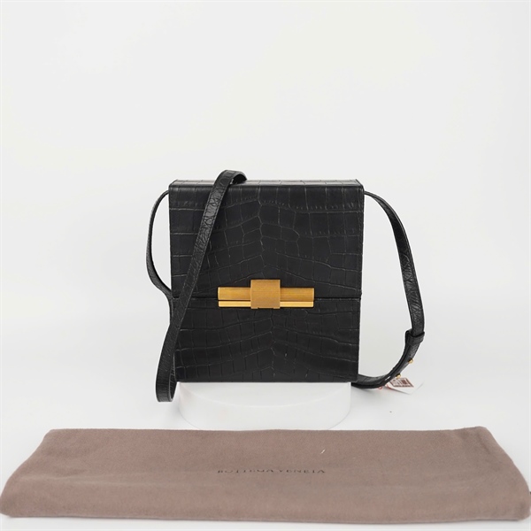 Túi Bottega hộp đen sz18 KG+