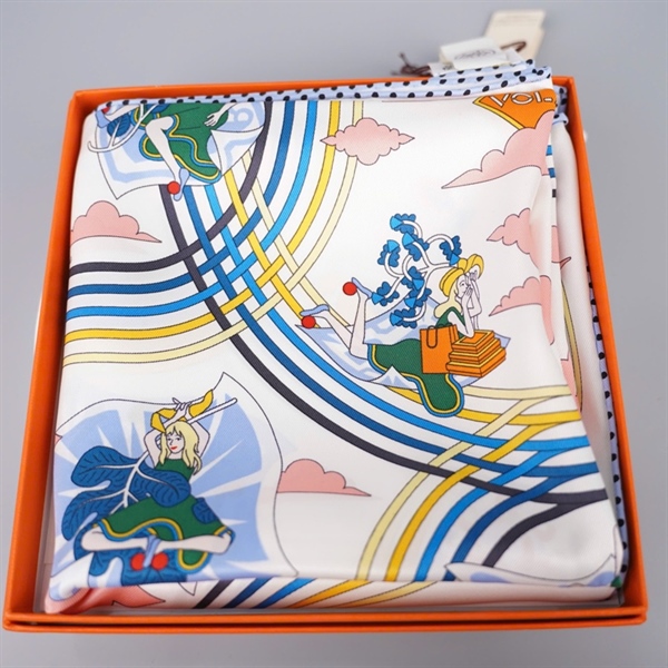 Khăn Hermes in hình cô gái (PN) +