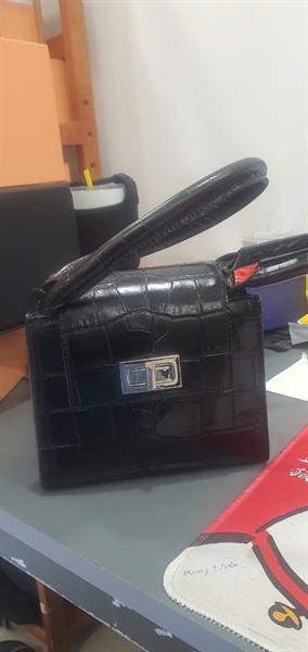 Túi By Far đen sz17 KG+