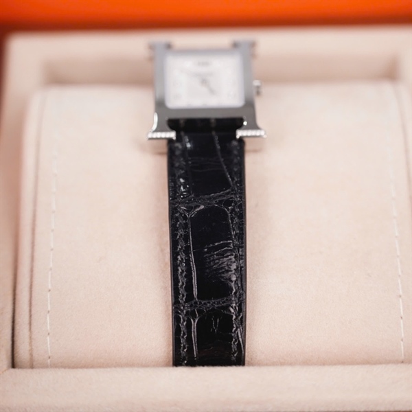 Đồng hồ Hermes trắng dây đen (3671380) KG +