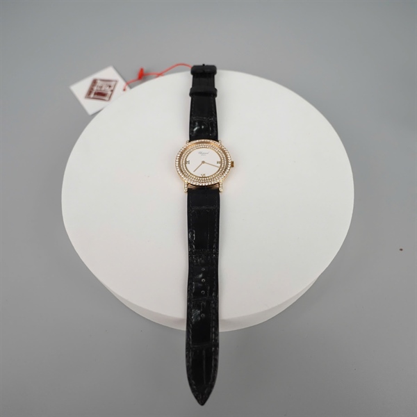 Đồng hồ Chopard mặt tròn dây đen (604676) sz34 (HC) +