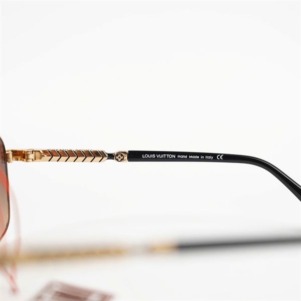 Kính LV Z0746 C01 viền vàng +