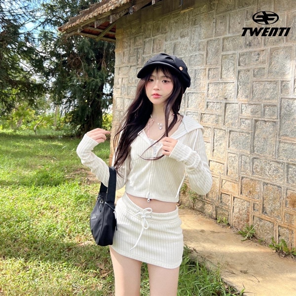 TWENTI Set Váy Áo Nhung Gân - KEM - 1