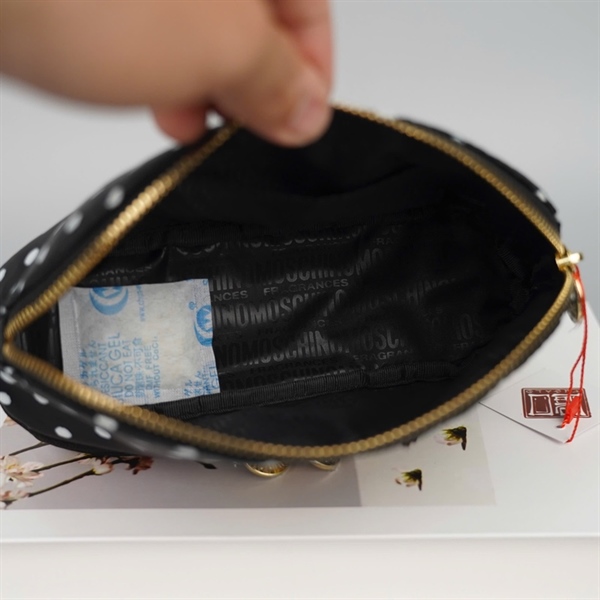 Túi Mochino đen chấm bi sz19 (PN) +