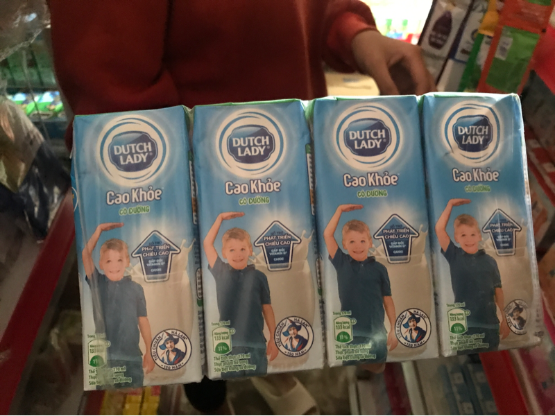 Dutch lady có đường 170ml