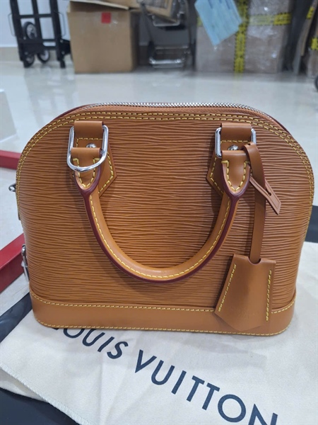 Túi LV Alma nâu kèm ổ+ chìa sz23 (HC) +
