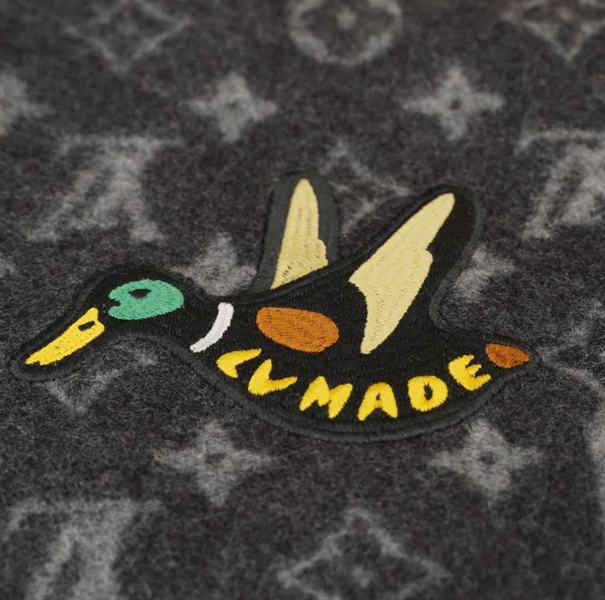 Khăn LV ô vuông đen xám (PN) +