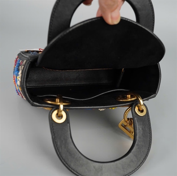 Túi Dior Lady đen thêu hoa (04-MA-0198) sz mini (HC) +