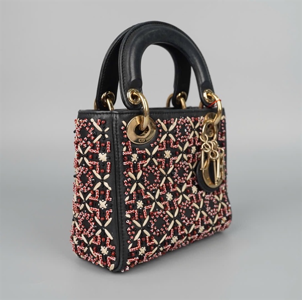 Túi Dior Lady đen cườm đỏ trắng( 02-MA-0199) szmini (HC) +