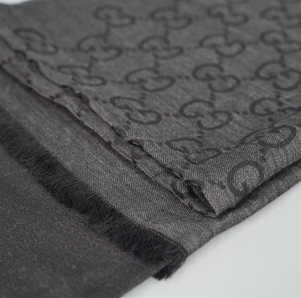 Khăn GG màu xám đen (PN) +