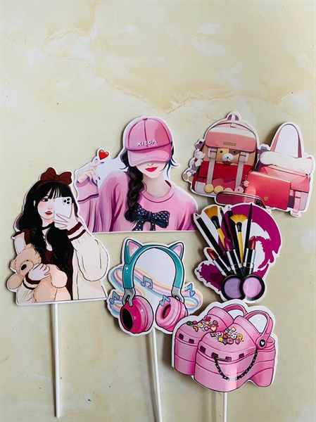 Cắm giấy cô gái đội mũ hồng mã 3( bịch 10 set nhỏ )