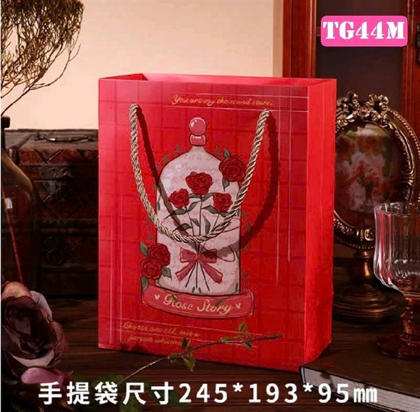 Túi giấy đỏ TG44M