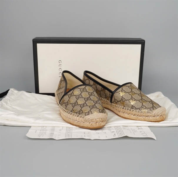 Giày GG con ong xám sz37.5 đế cối