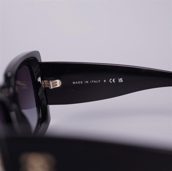 Kính Chanel đen gọng vuông 5480-H +