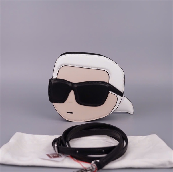 Túi Karl Lagerfeld trắng hình mặt sz20 +