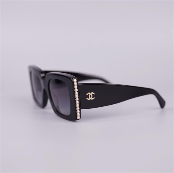Kính Chanel đen gọng vuông 5480-H +