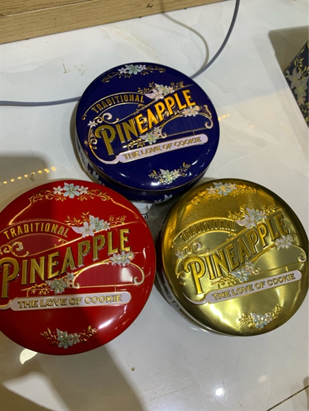 Bánh dứa tròn nhỏ hộp thiếc pineapple 100g vàng/sữa/đỏ