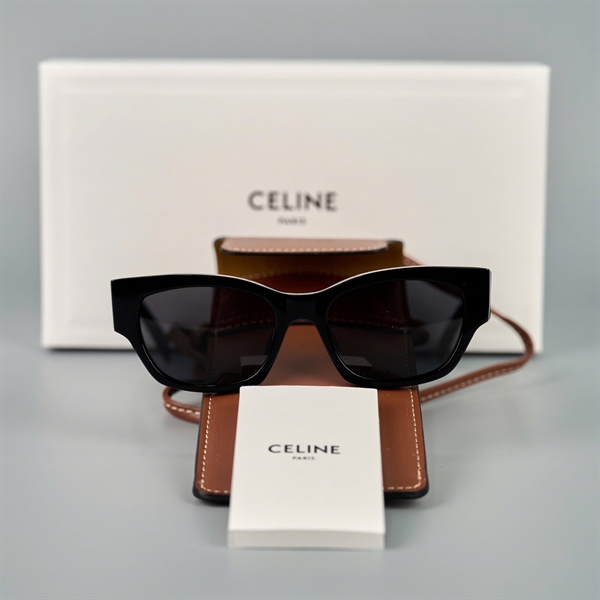 Mắt kính Celine đen (CL40197U) (PN) +