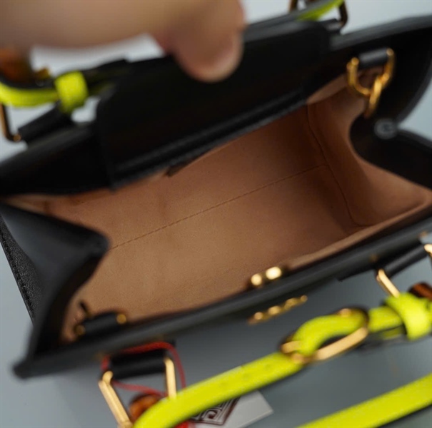 Túi GG Diana đen (655661525040) sz20 KG+