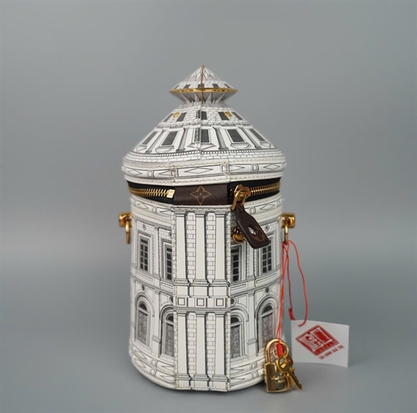 Túi LV Fornasetti dáng trụ 2strap kèm ổ + chìa (HC) +