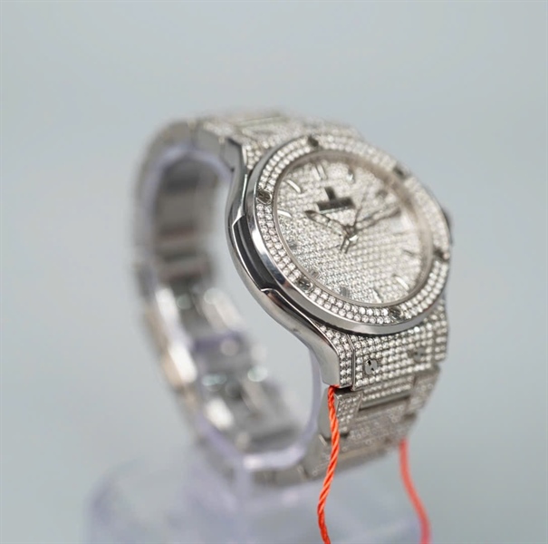 Đồng hồ Hublot bạc mặt đính đá (964623) (HC) KG+