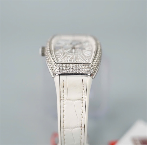 Đồng hồ Franck Muller trắng mặt vuông (đã kiểm định) (No2710) (HC) +