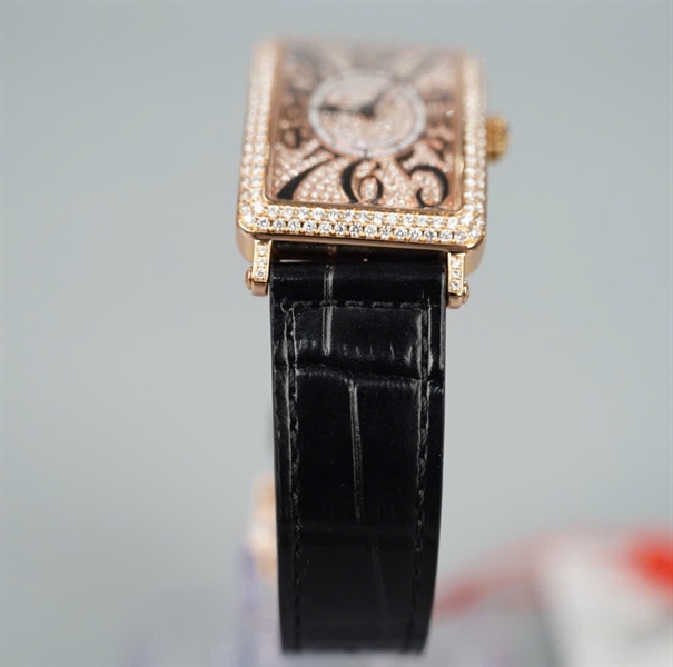 Đồng hồ Franck Muller Long Island dây đen mặt vuông đính đá (No2236) (HC) KG+ 26x36mm