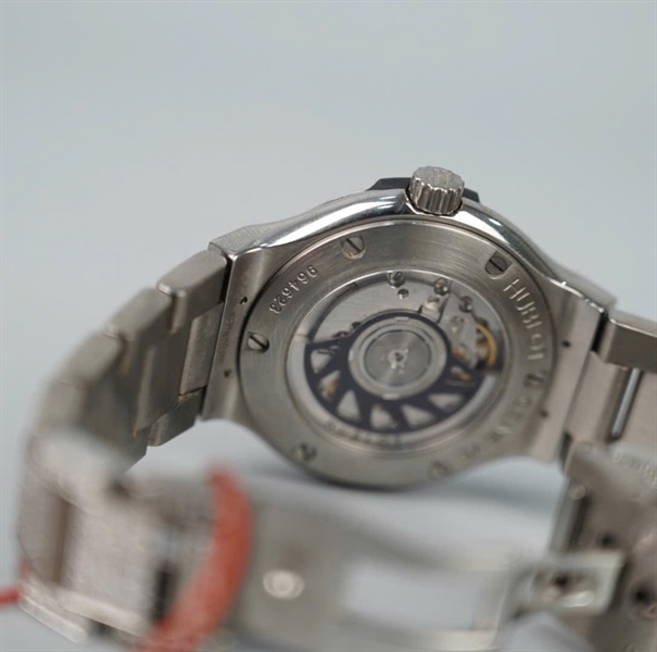 Đồng hồ Hublot bạc mặt đính đá (964623) (HC) KG+