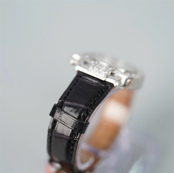 Đồng hồ Chopard dây đen mặt đính đá (4143) (HC) KG+