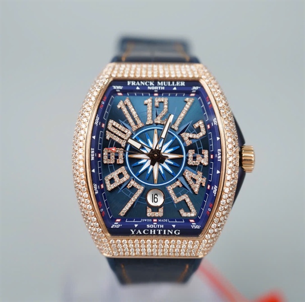 Đồng hồ Franck Muller xanh mặt viền vàng kim số (No111) (HC) KG+