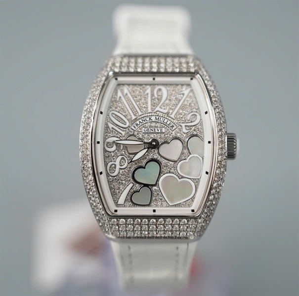 Đồng hồ Franck Muller trắng mặt vuông hình trái tim (No2652) (HC) KG+