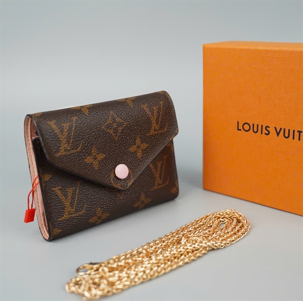 Ví LV gập 3 nút hồng (LT)KG+