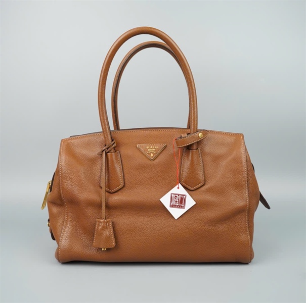 Túi Prada màu nâu có lót form sz30 KG+