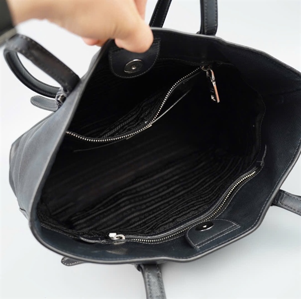 Túi Prada tote màu đen sz30 KG+