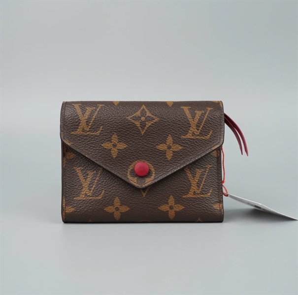 Ví LV gập 3 hoa nâu đỏ đô (LT) KG+