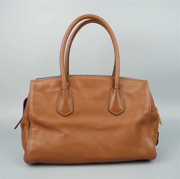 Túi Prada màu nâu có lót form sz30 KG+