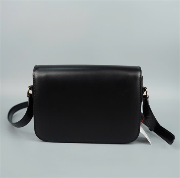 Túi Celine màu đen khóa vàng sz22 (BQ) KG+