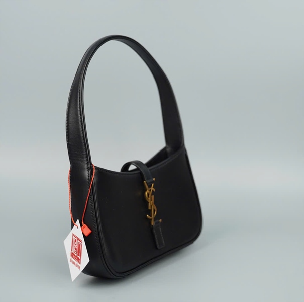 Túi YSL Hobo kẹp nách màu đen sz18 (BQ) KG+