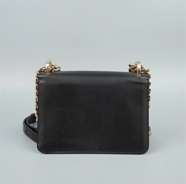 Túi Dior đen đính cườm sz18 (BQ) KG+