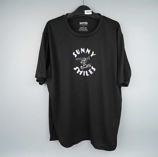 Áo thun WMB Đen in chữ Sunny SMiles KG+