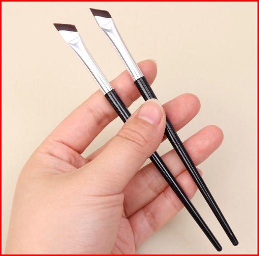 (TM03) Cọ kẻ mắt, kẻ mày vạt xéo đầu mảnh