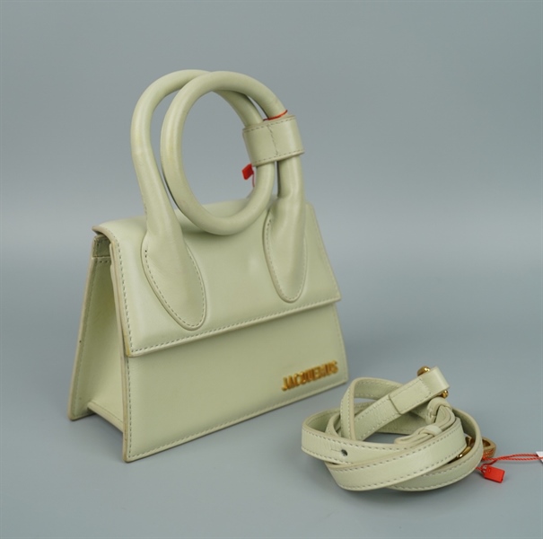 Túi Jacquemus màu xanh bơ sz18 KG+