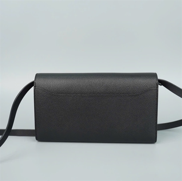 Ví Hermes đen(Square Q (2013)) (HC) +