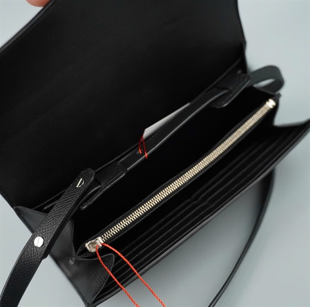 Ví Hermes đen(Square Q (2013)) (HC) +