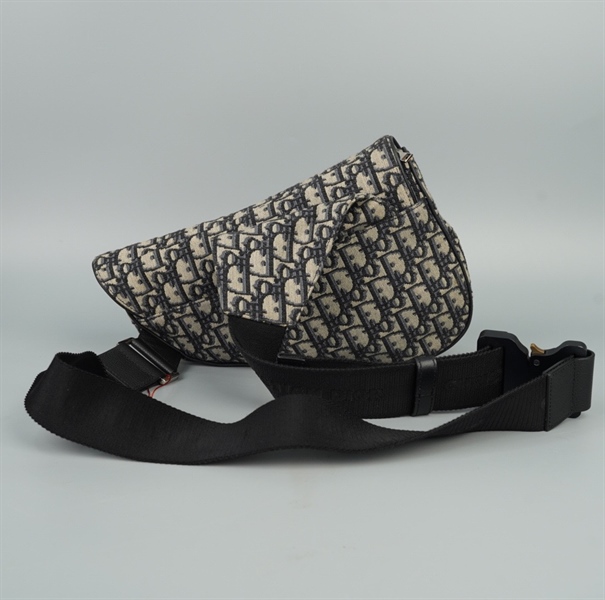 Túi Dior Saddle xám (02-BO-0119) sz26 (Manly) KG+