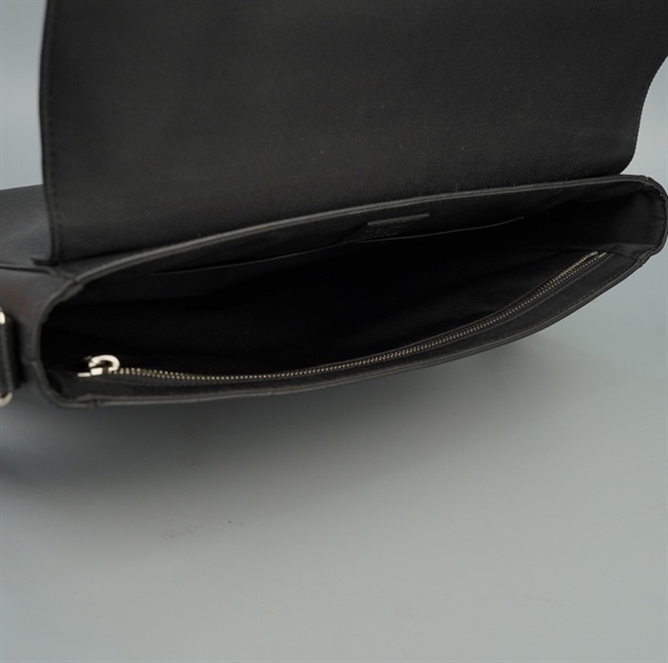 Túi LV đeo chéo đen (PL4179) sz31 (Manly) KG+