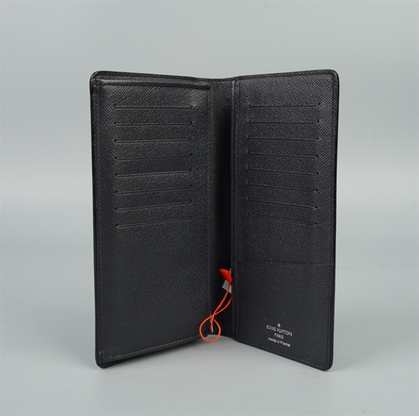 Ví LV dài hoa xanh in hình hươu KG+