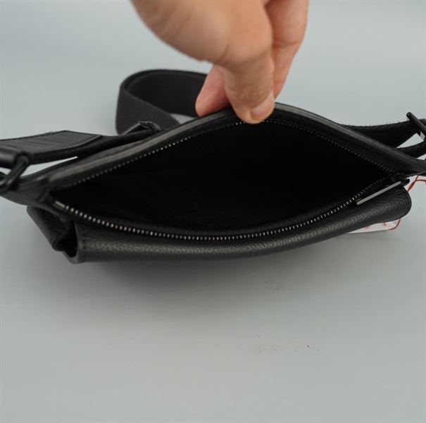 Túi LV Bumbag màu đen sz24 KG+