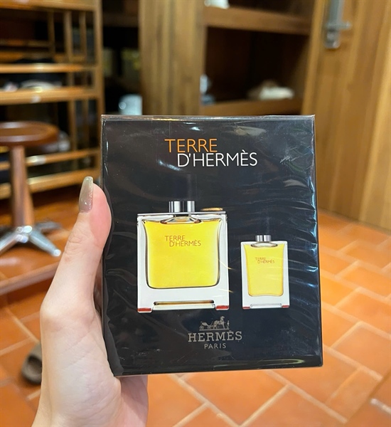 Nước hoa Hermes Terre D’Hermes (đen) 2 chai (PN) +